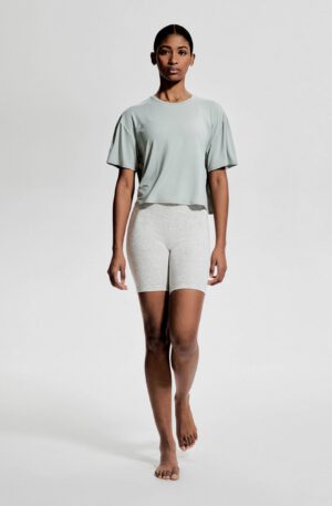 boxy style activewear tee with drymove™